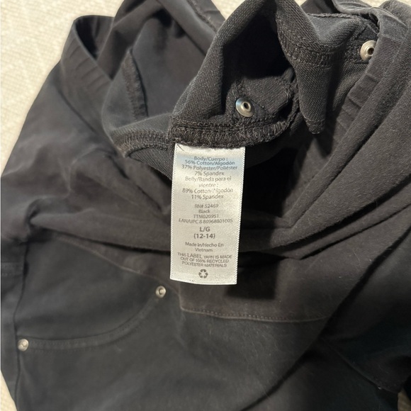 2 Pairs of Time and Tru Maternity Leggings, Size Large - Picture 7 of 14